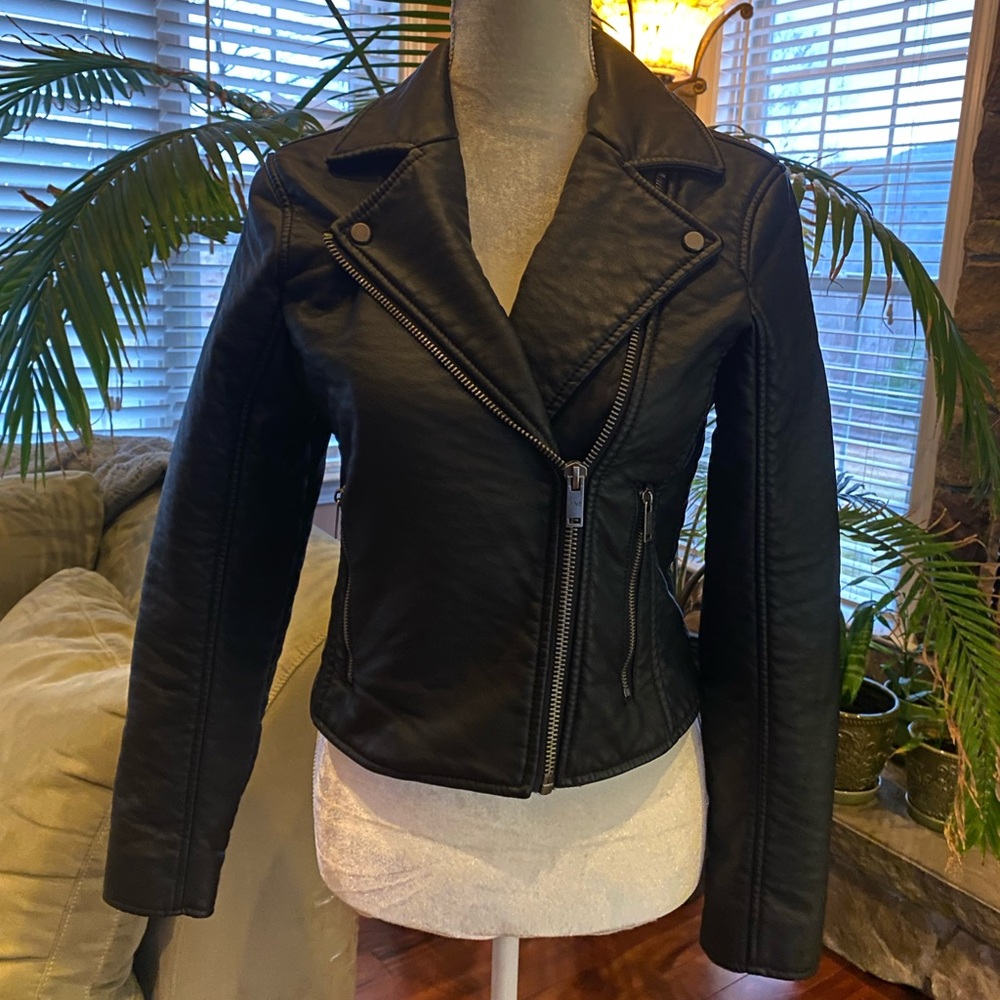 NWOT Abercrombie & Fitch Faux Motto Leather Jacket